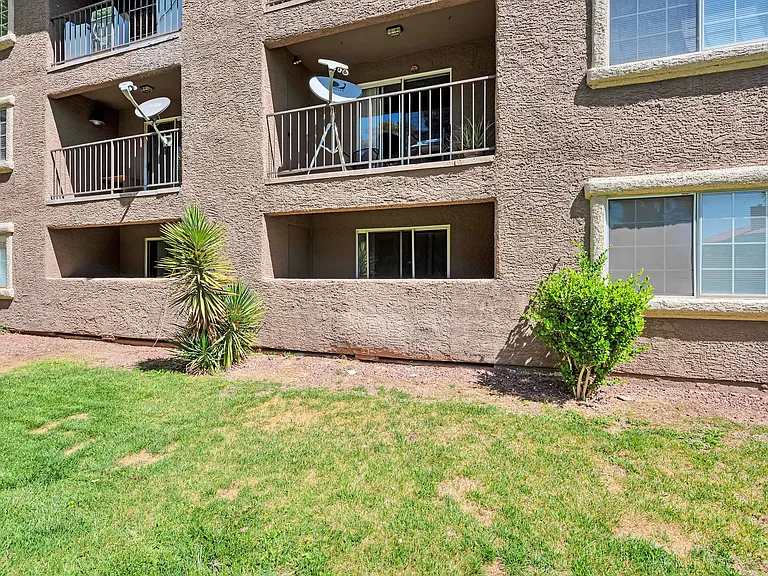 2750 S Durango Dr — Photo 9