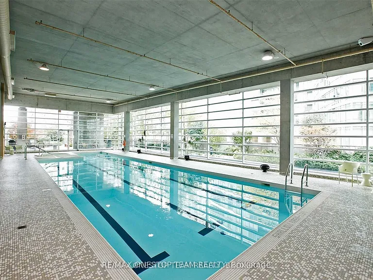 81 Navy Wharf Ct #3611 — Photo 11