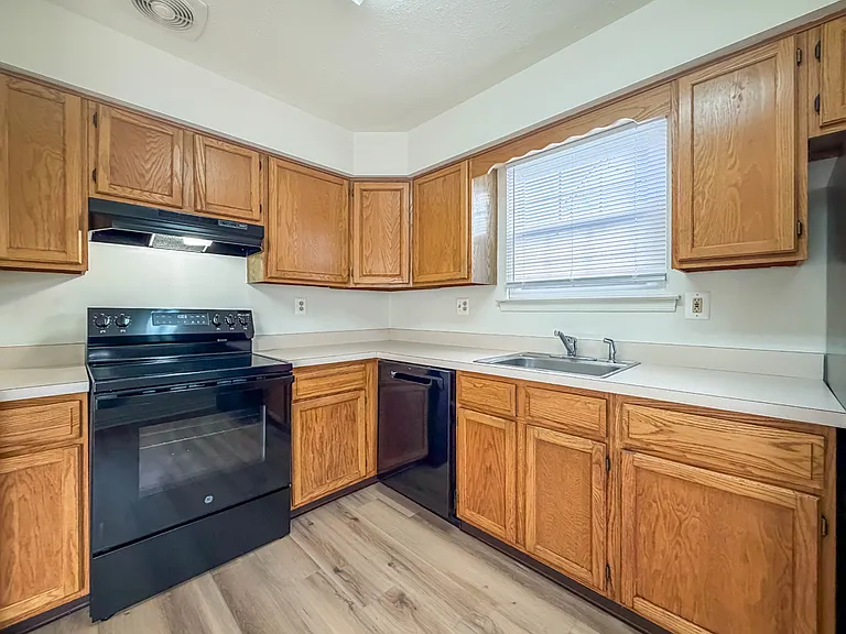 21 Stockton Ct — Photo 10