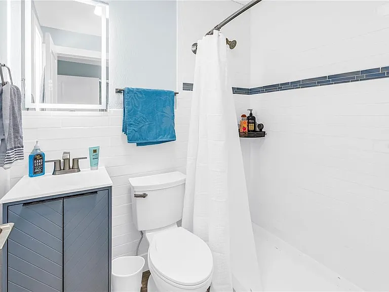 6892 Gulf Winds Dr #1 — Photo 18