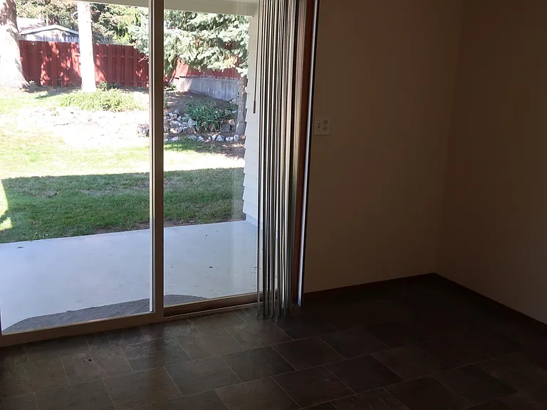1451 Tedford St SE — Photo 4