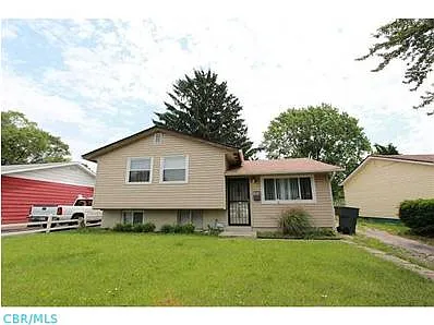 1818 Wyton Ct photo 1