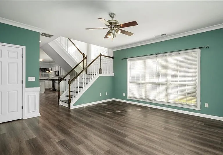 4220 Hunters Green Way NE — Photo 11