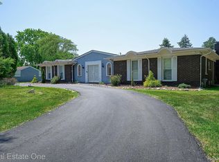28249 Bell Rd, Southfield, MI 48034