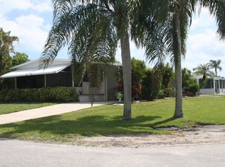 6986 SE Amendment St, Hobe Sound, FL 33455