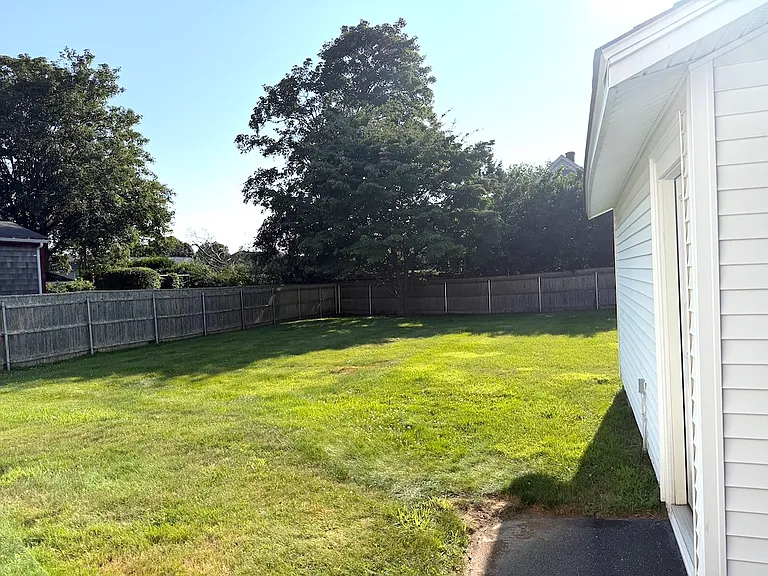 34 Caswell Ave — Photo 18