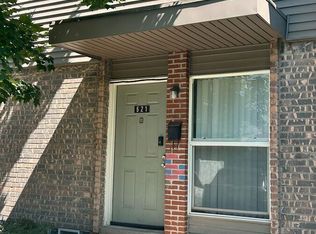 621 Villa Dr, Ypsilanti, MI 48198