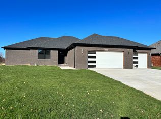 5793 W Alexa Ln, Springfield, MO 65802