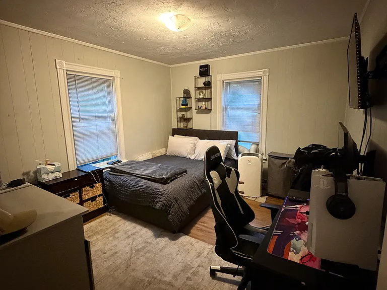 327 High St #2R — Photo 7