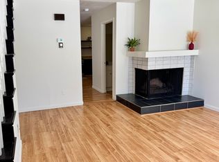 2200 Glacier St APT 102, Anchorage, AK 99508