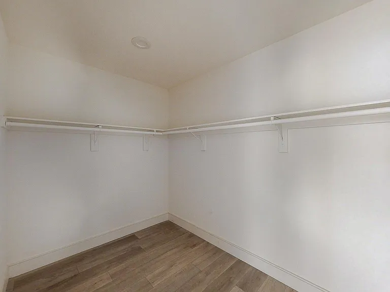 953 1/2 N Mariposa Ave #1/2 — Photo 25