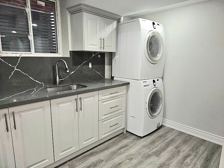 180 Giddings Cres #BASEMEN — Photo 7