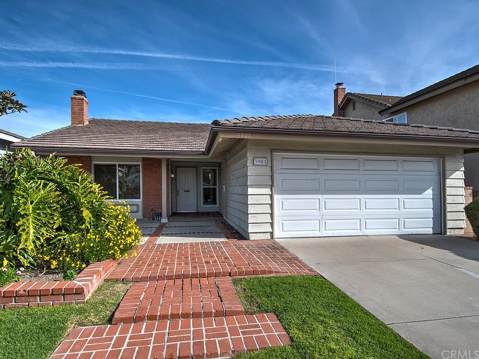 1st image of 3901 Blackthorn St