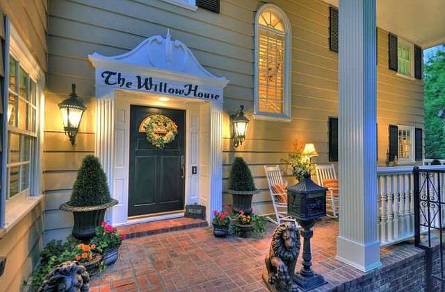 1st image of 1407 Willow St