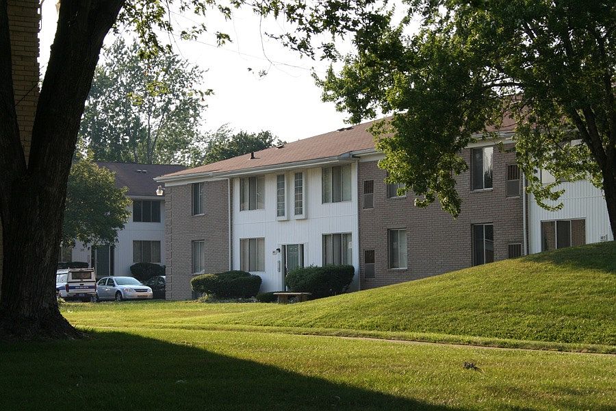 1st image of 245 S Marias Ave #222