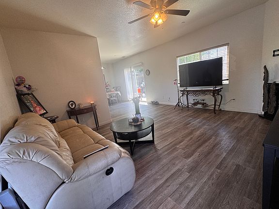 5th image of 454 Calle Elegante