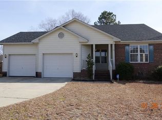 4525 Broadway Ct, Hope Mills, NC 28348