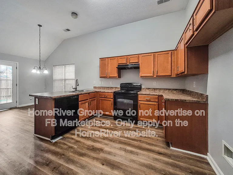 1228 Whitten Rd — Photo 9