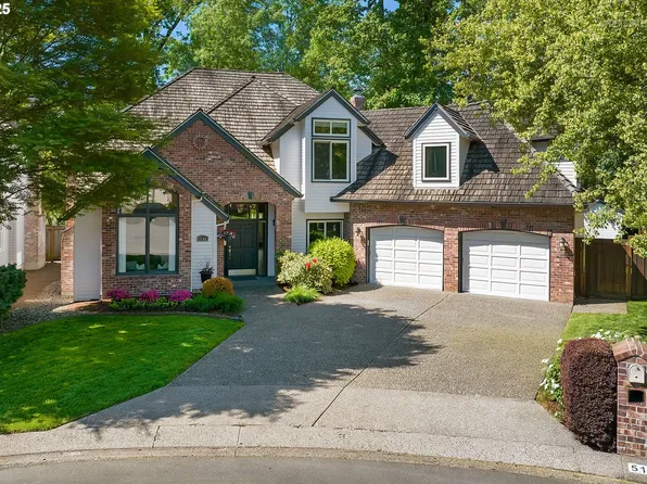 5104 Hastings Ct, Lake Oswego, OR 97035