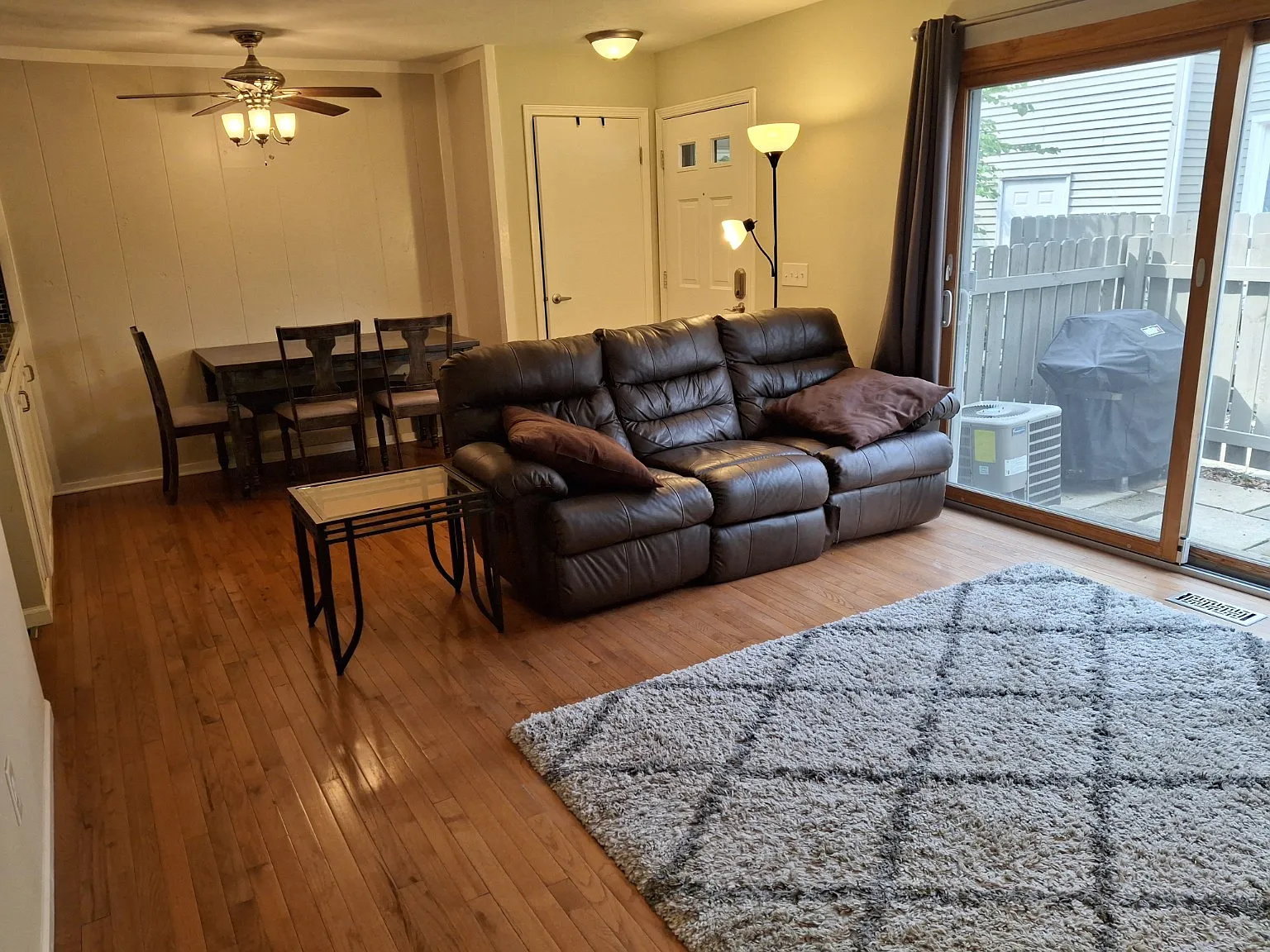 2 bed, 1.5 bath, 1250 sqft, $795 — Photo 4