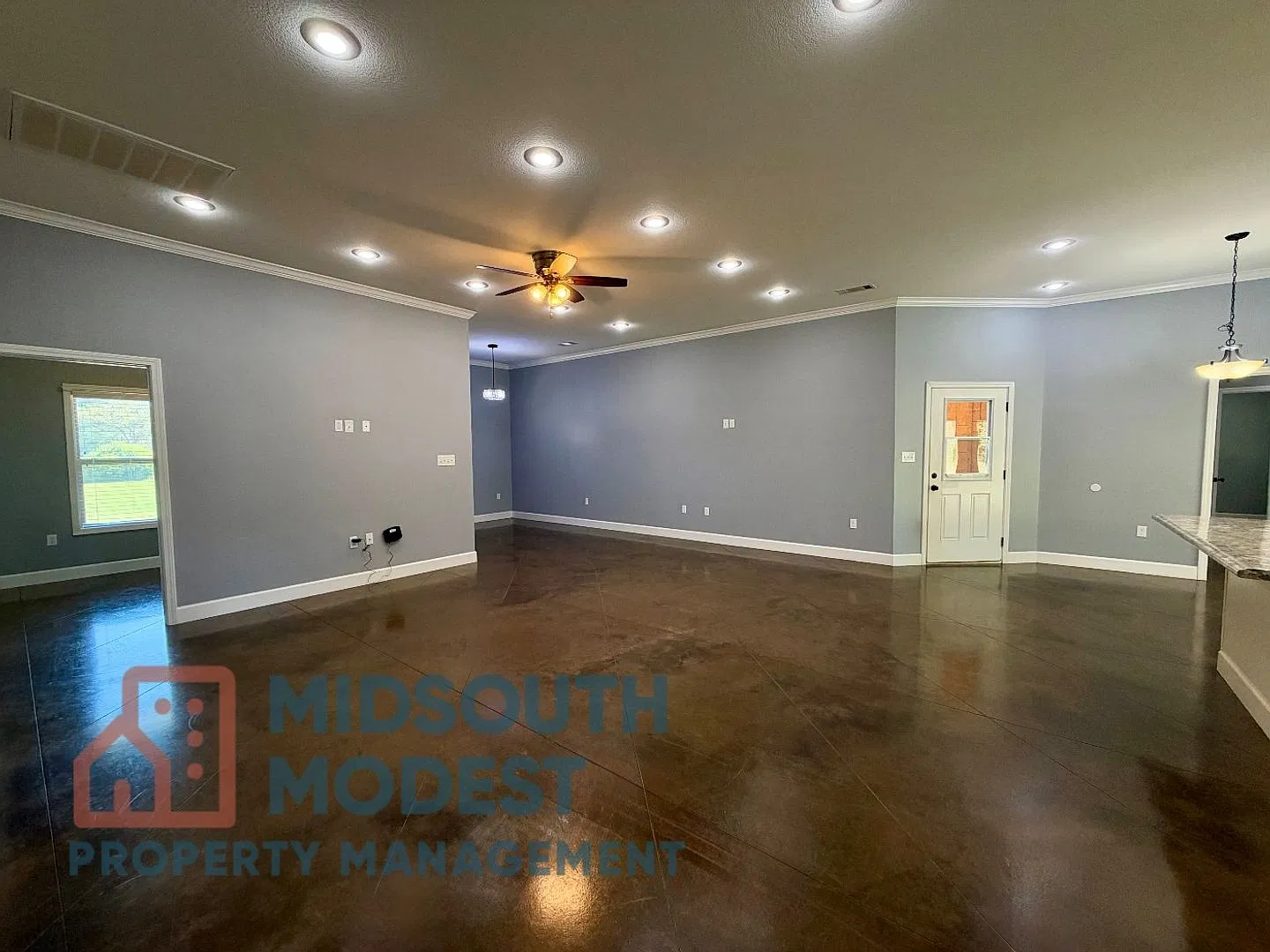 4 Bedroom/2 Bathroom Home in Paragould AR - $1,700/month — Photo 4