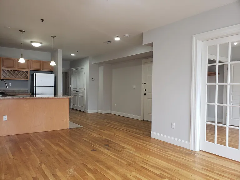 133 Washington St #3 — Photo 3