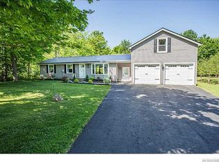 6690 Chestnut Ridge Rd, Orchard Park, NY 14127
