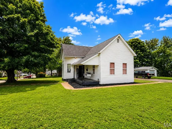 418 E Marvin Ave, Fredericktown, MO 63645