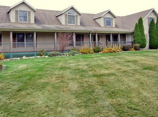 10990 D Dr N, Ceresco, MI 49033