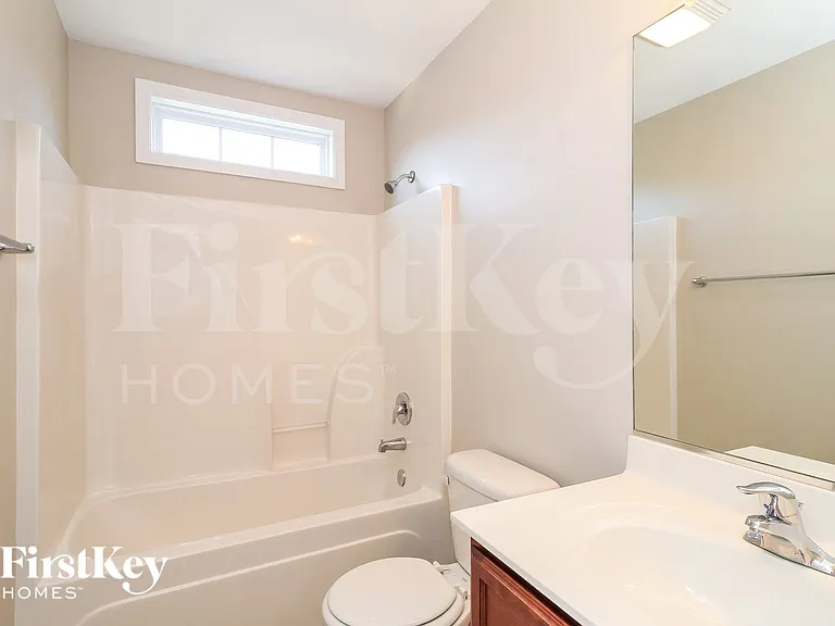 1647 Crestlawn Trl — Photo 13