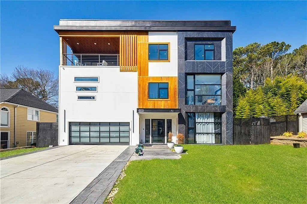6 bed, 6.0 bath, 7351 sqft, $13,000 — Photo 1
