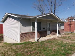 105 Maple St, Crystal City, MO 63019