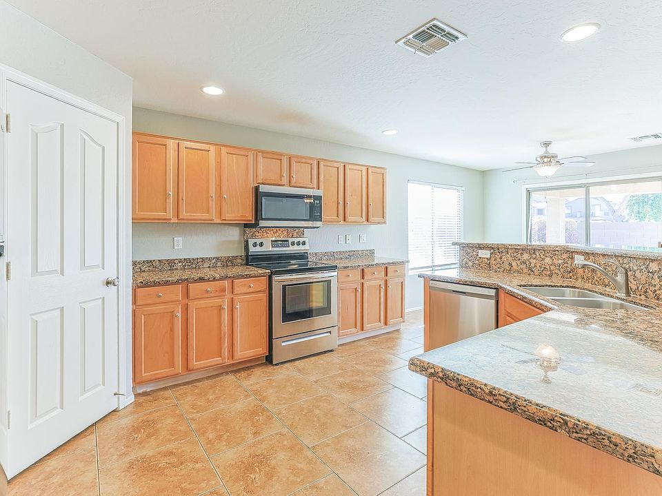 1st image of 2069 W Mineral Butte Dr