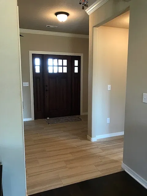 220 Genoa Way - 1 — Photo 2