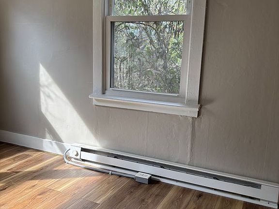 3rd image of 204 Flora Cir Unit 102