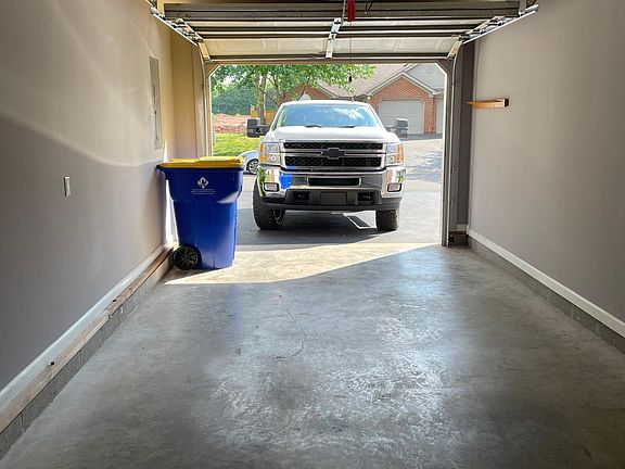 1 car garage
