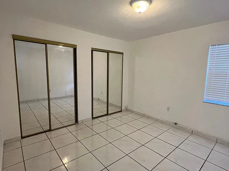 2498 SW 17th St #4303 — Photo 10