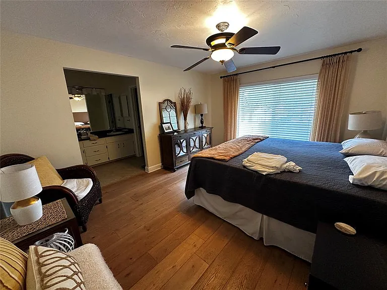 12595 SE Sunset Harbor Rd — Photo 25