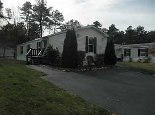 13 Sandra Cir, Coventry, RI 02816