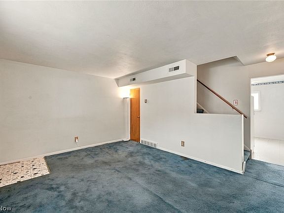 3rd image of 1578 Ridgewick Dr
