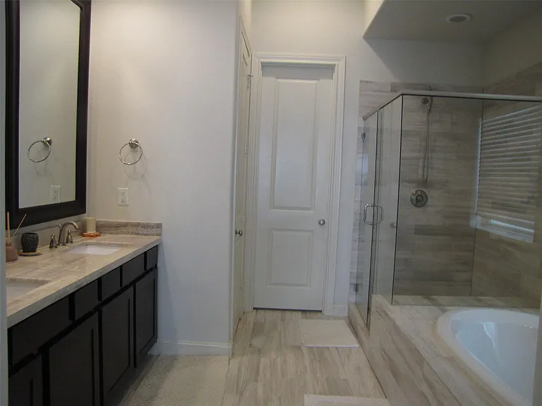 6306 Grand Blvd — Photo 9