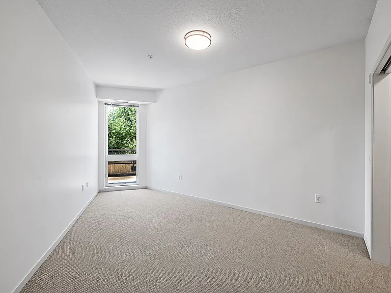 The Flats at West End — Photo 90