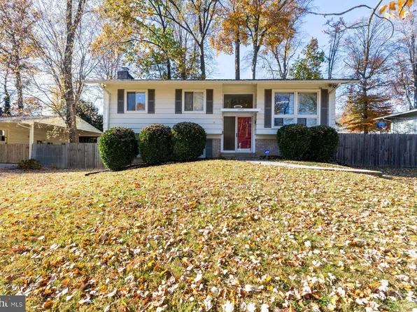 14316 Woodcrest Dr, Rockville, MD 20853