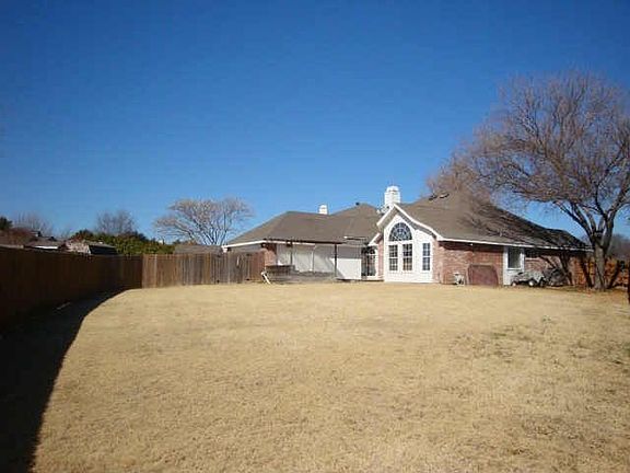 3rd image of 5 Walden Ct