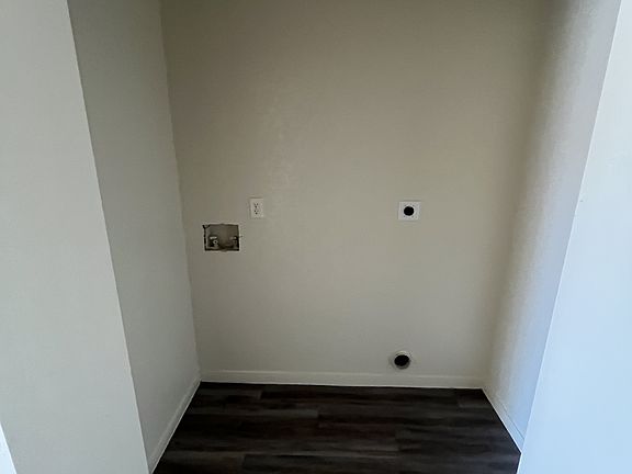 4th image of 2113 Jennifer Dr #A