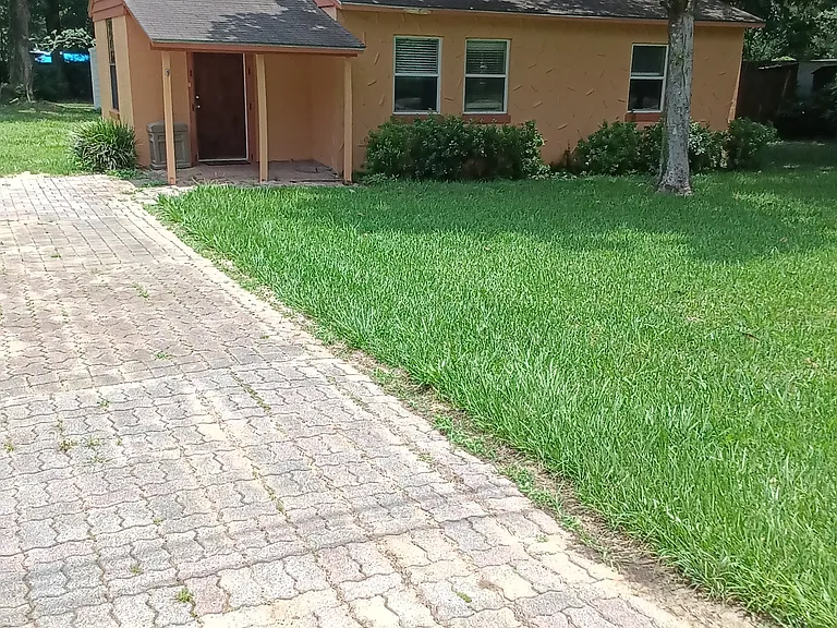 3906 Cates Ave — Photo 1