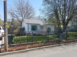 208 N Water St, Weston, OR 97886