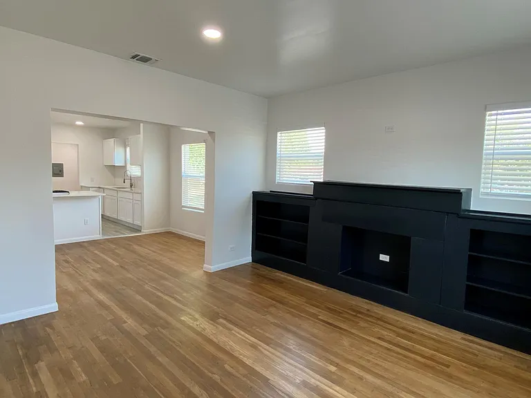 202 McCauley Blvd — Photo 6