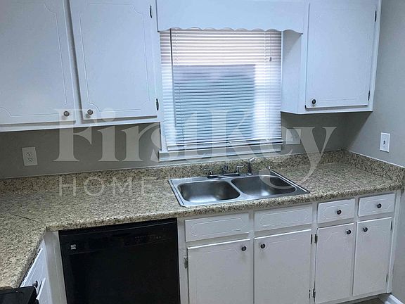 5th image of 1023 Park Gate Pl