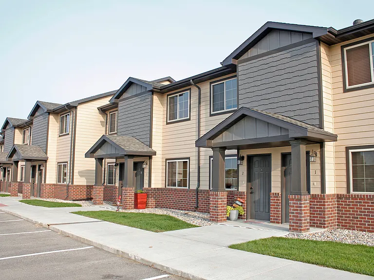 Monument View Townhomes — Photo 1
